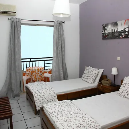 Aparthotel Happy Days
